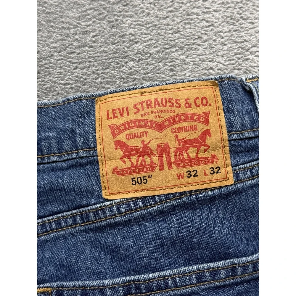 Levis 505 Jeans Mens‎ Measured 32x31 Blue Straight Leg Medium Wash Denim